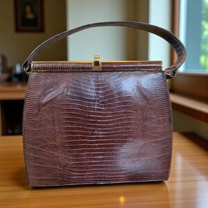 Vintage Bellestone Elegant Brown Crocodile-Embossed Women's Bag 1960’s